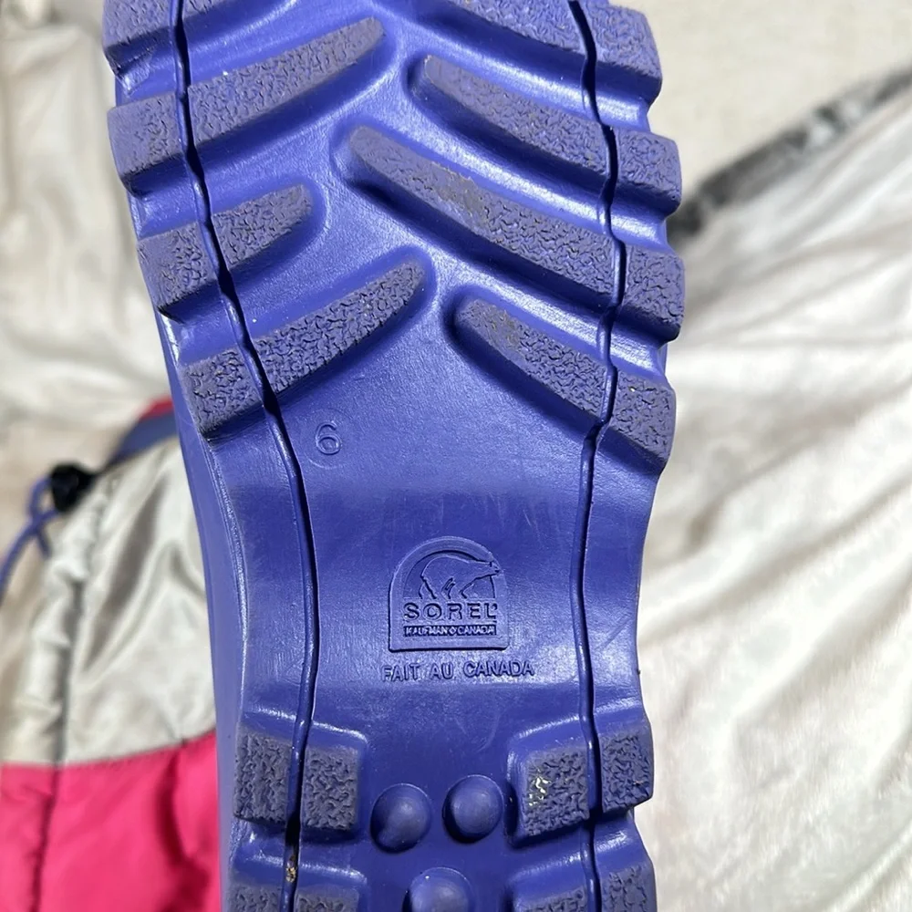 Sorel Insulated Winter Snow Boots Size 6 Pink & Purple Waterproof